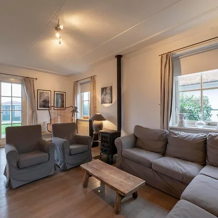 In Near And Dunes Villa *