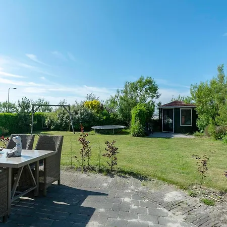 In Near And Dunes Villa